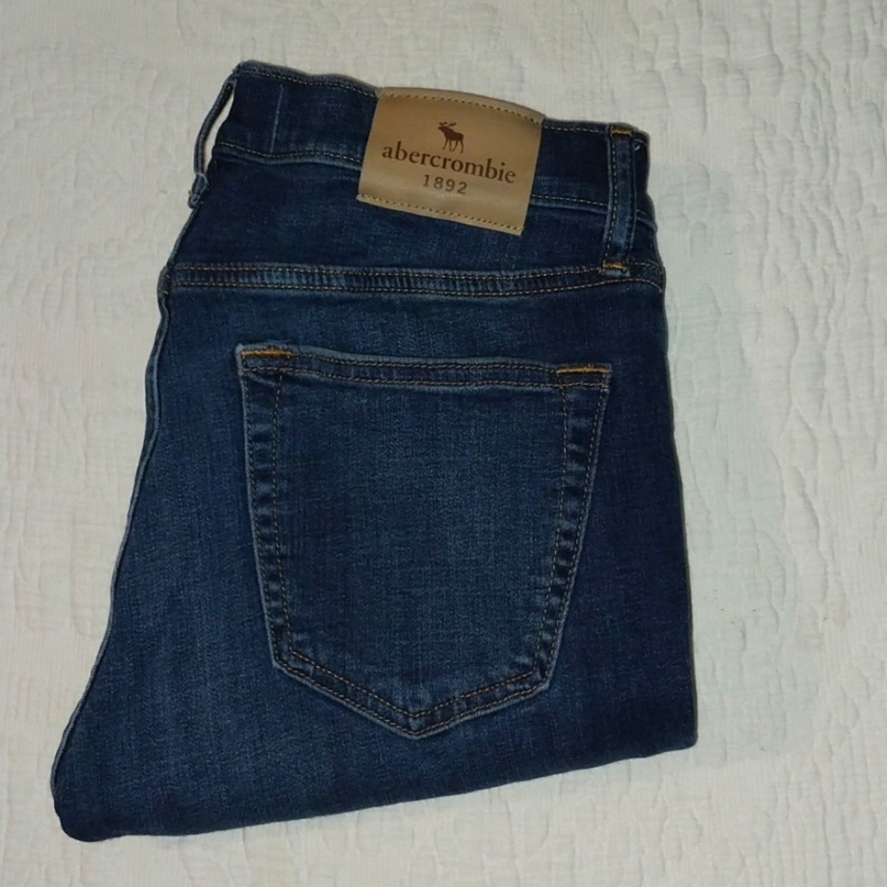 Abercrombie kids boys jeans size 13/14 EUC